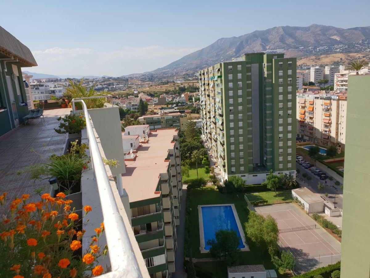 Appartamento Ático con gran terraza Fuengirola Esterno foto